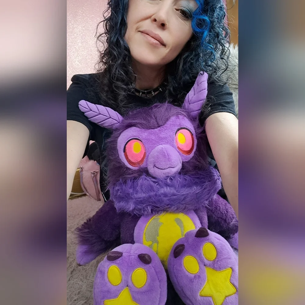 Snughouls- Moonlight Mothman XXL Limited Edition Rare Plush! - Picture 4 of 4